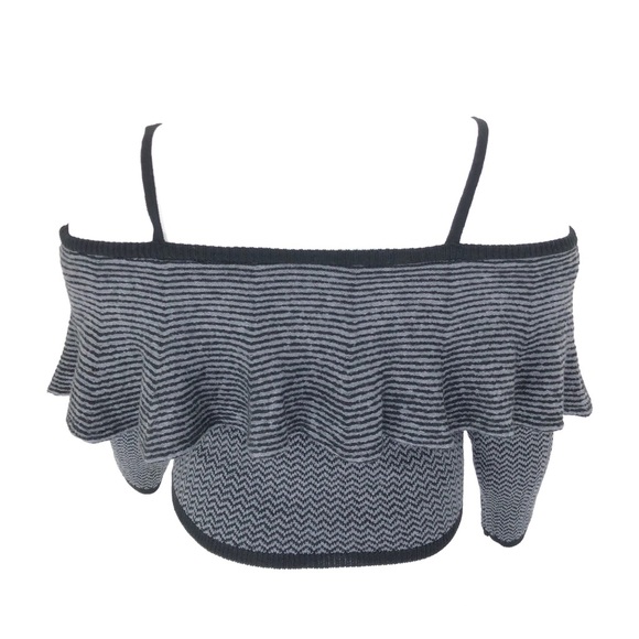 Ruffled Cold Shoulder  Sweater Size Large NWT - Picture 6 of 8